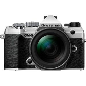 om 5 mirrorless camera with 12 45mm f4 pro lens silver g.jpg