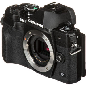 om d e m10 mark iv blacke 1.jpg