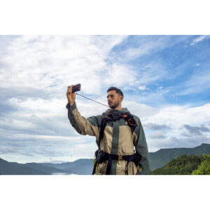 tg 7 tough digital camera blackk.jpg