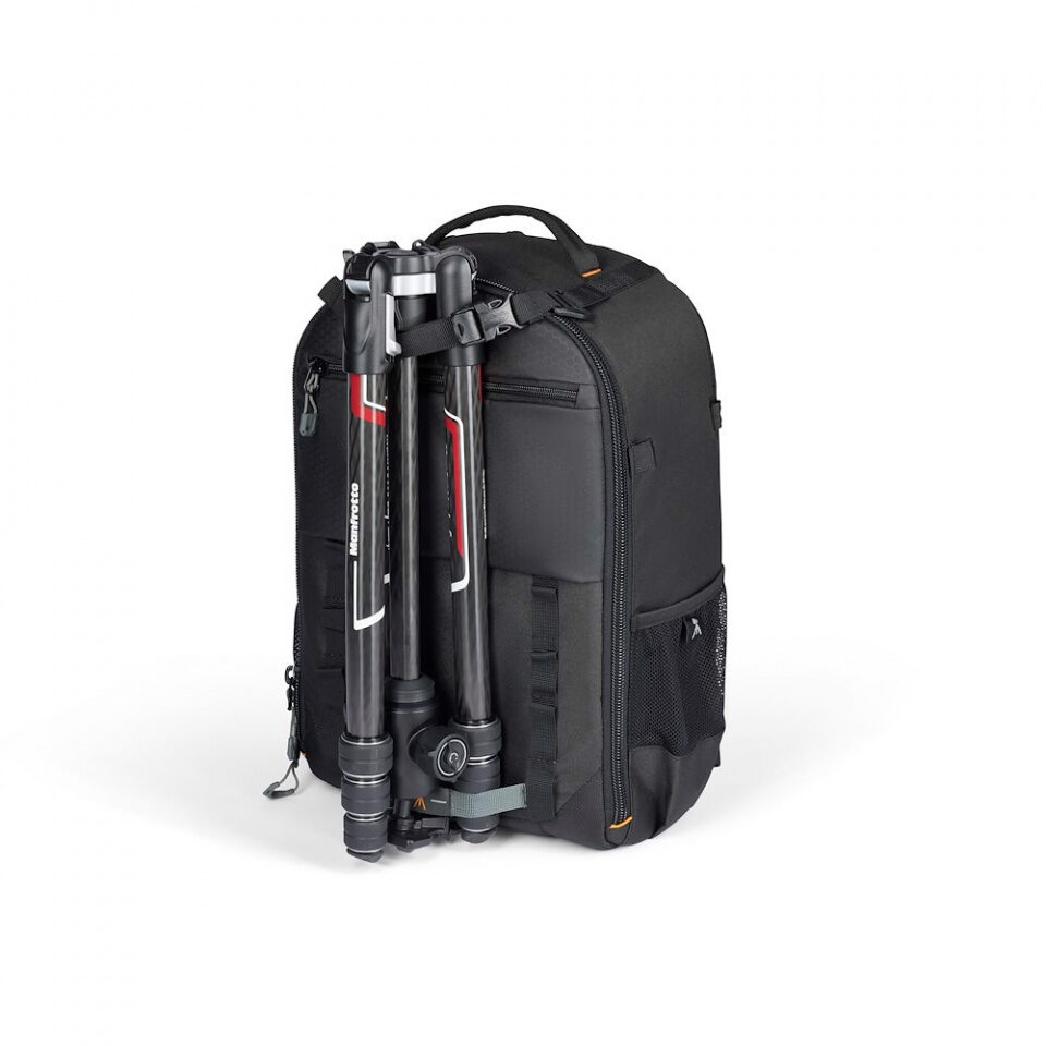 lowepro adventura backpack 300 iiif.jpg