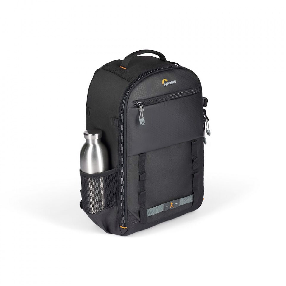 lowepro adventura backpack 300 iiig.jpg