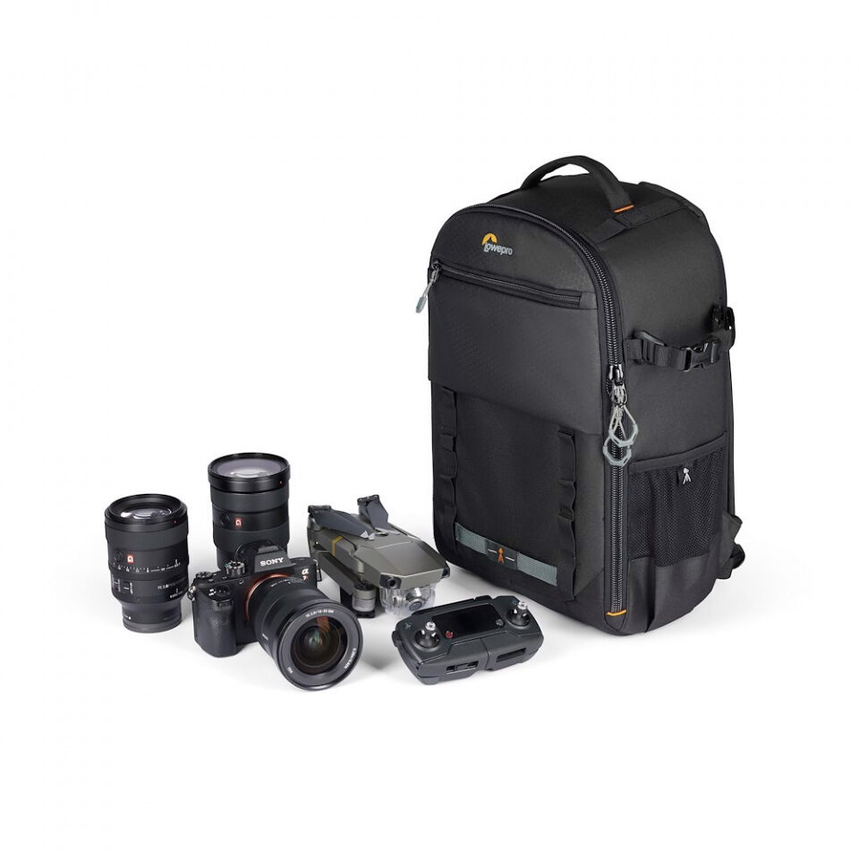 lowepro adventura backpack 300 iiii.jpg