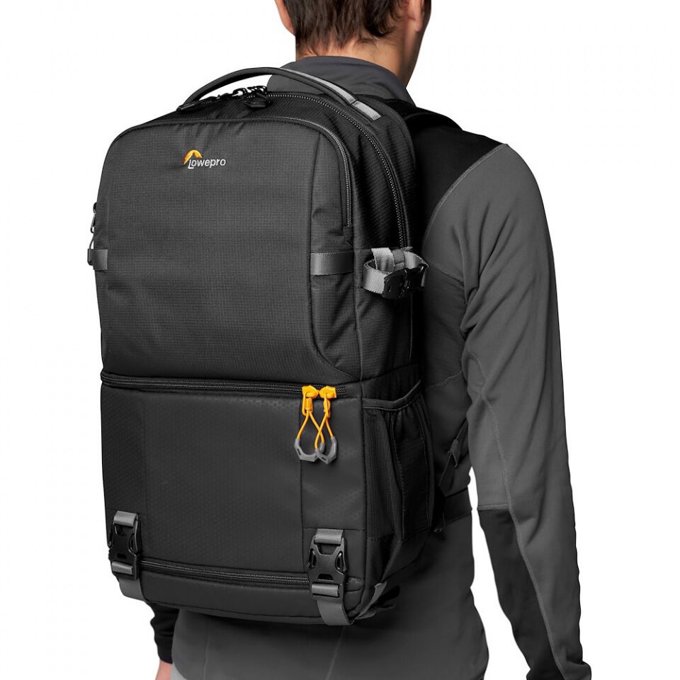 lowepro fastpack bp 250 aw iiie.jpg