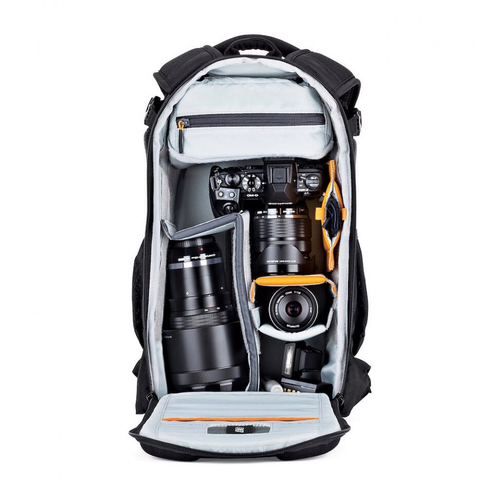 lowepro flipside 200 aw iig.jpg