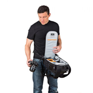 lowepro flipside 200 aw iii.jpg