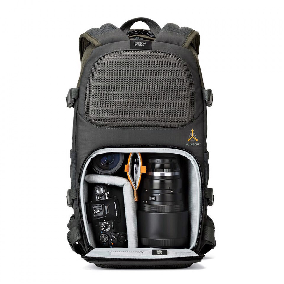 lowepro flipside trek bp 250 aw greyc.jpg