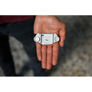 peak design capture camera clip (v3) silver with plate