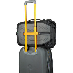 lowepro trekker lt backpack 250 black green line