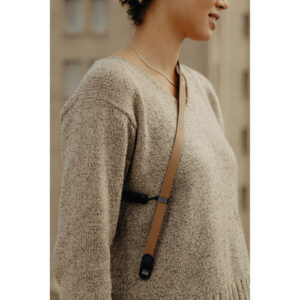 peak design form leather camera strap standard tan