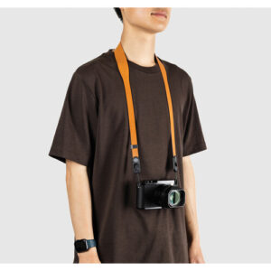 peak design form leather camera strap short amber