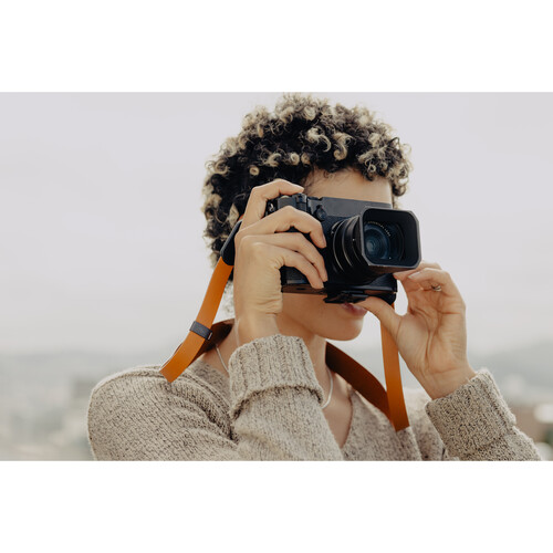 peak design form leather camera strap short amber