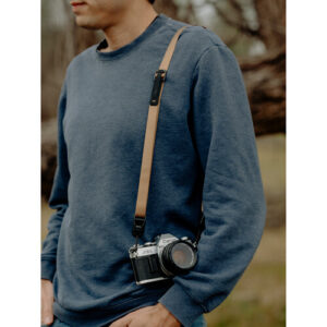 peak design leash coyote camera strap